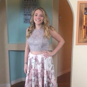 Meet your Posher, Hanna